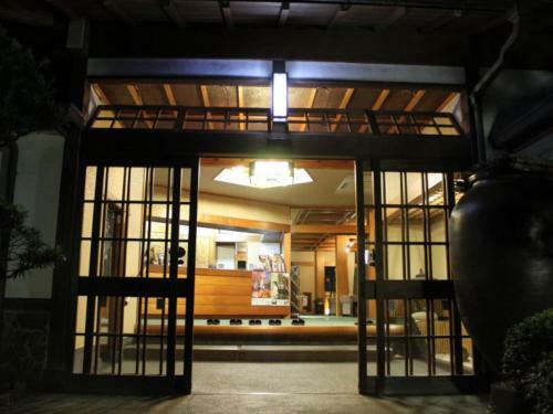 Atami Onsen Sakuraya Ryokan