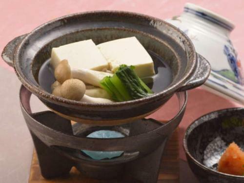 Atami Onsen Sakuraya Ryokan