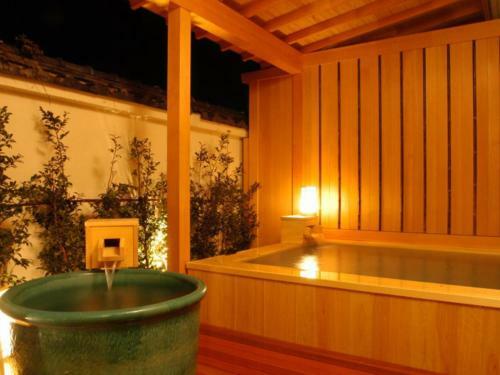 Atami Onsen Sakuraya Ryokan