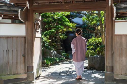 Atami Onsen Sakuraya Ryokan