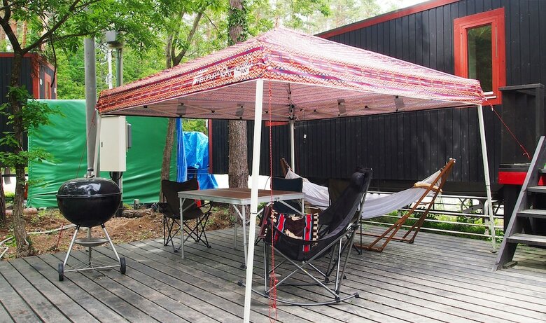 Lodge Qooneltas Container House In The Forest