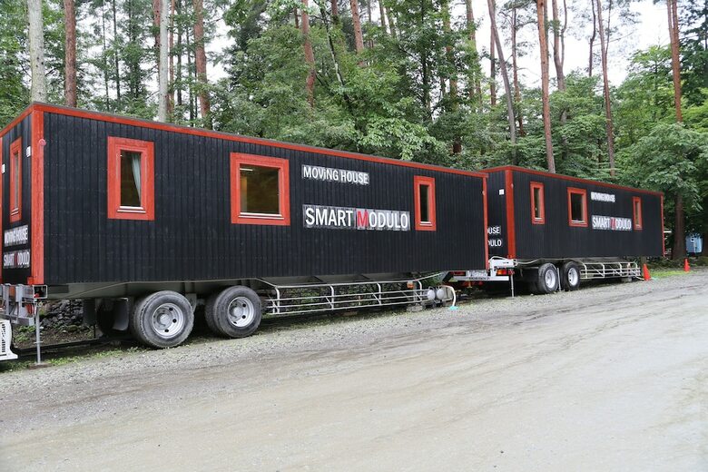 Lodge Qooneltas Container House In The Forest