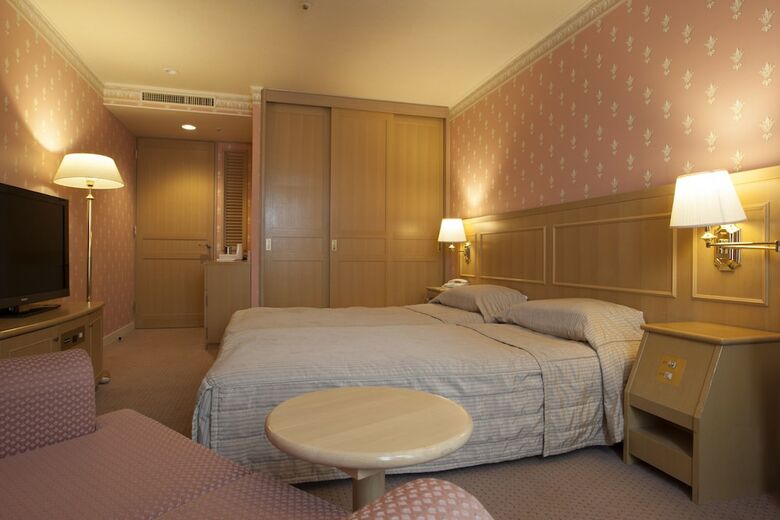Highland Resort Hotel & Spa