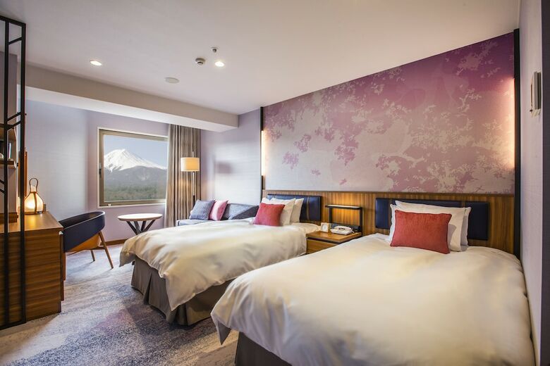 Highland Resort Hotel & Spa