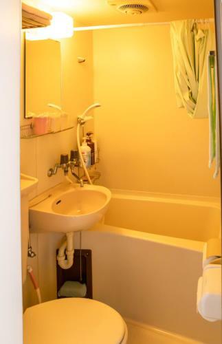 Hostal Cocone Fukuoka 1