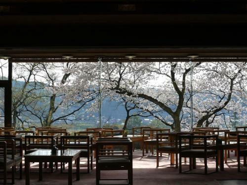 Yunoyado Hakusan Shobutei