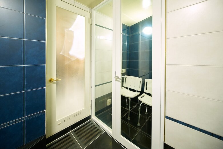 Hotel Aqua Blue Yokosuka (Adult Only)