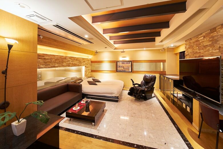 Hotel Aqua Blue Yokosuka (Adult Only)
