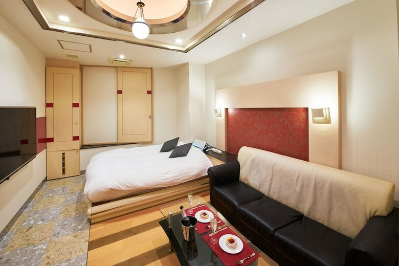 Hotel Aqua Blue Yokosuka (Adult Only)