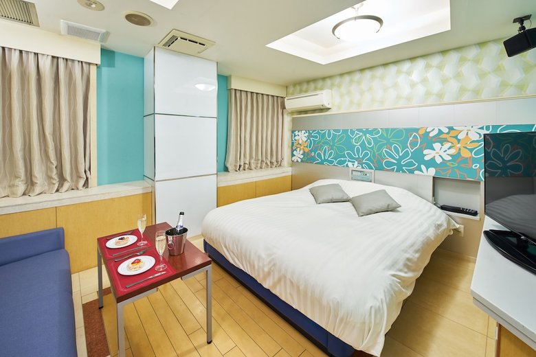 Hotel Aqua Blue Yokosuka (Adult Only)