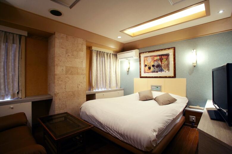 Hotel Aqua Blue Yokosuka (Adult Only)