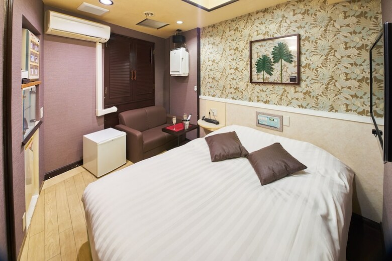 Hotel Aqua Blue Yokosuka (Adult Only)