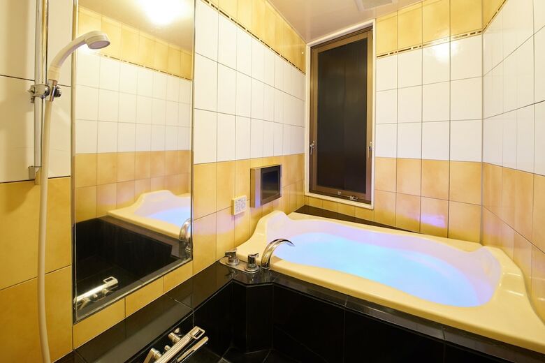 Hotel Aqua Blue Yokosuka (Adult Only)