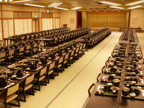 Shitakirisuzumeno Oyado Hotel Isobe Garden