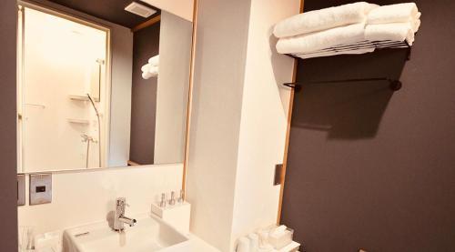 Hostal Sima Inn