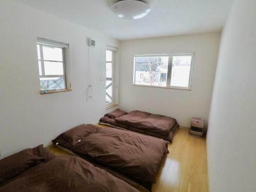Hirafu House 8