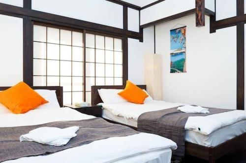 Apartment In Matsuzakicho Mnj68
