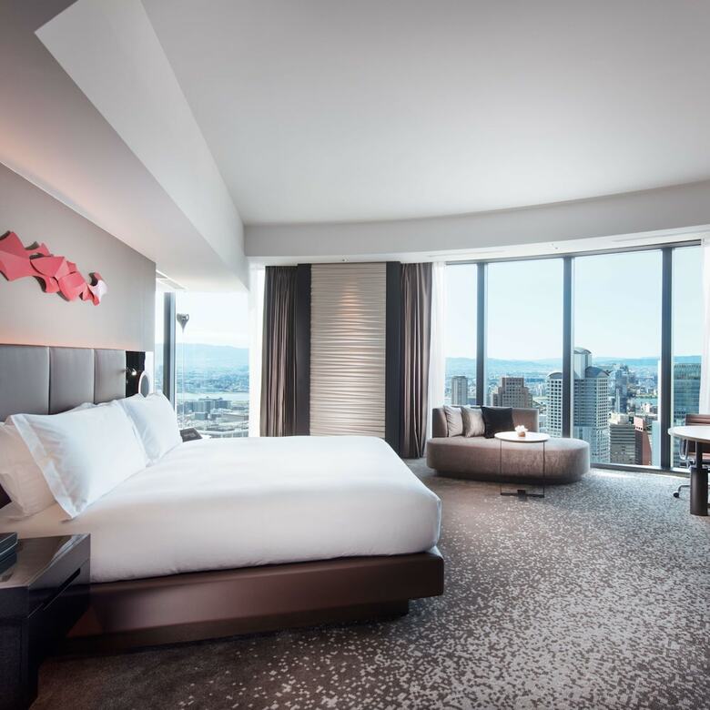 Hotel Conrad Osaka