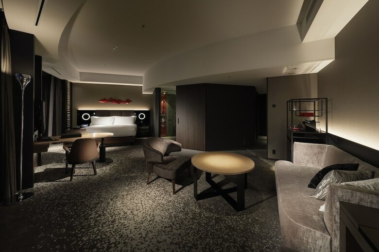Hotel Conrad Osaka