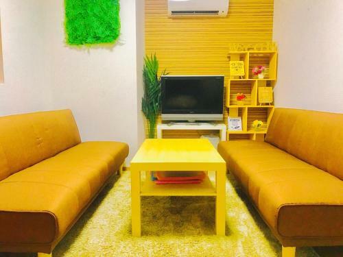 F-area Tenjin House