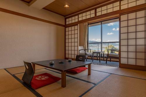 Biwako No Senmatsu