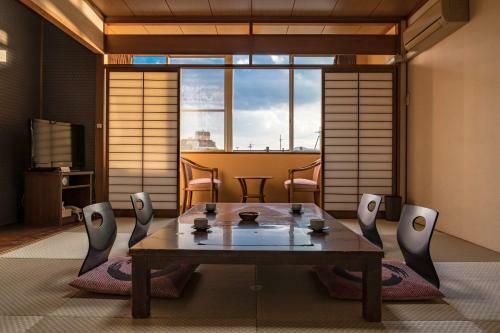 Biwako No Senmatsu