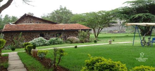 Lodge Game View Hotel