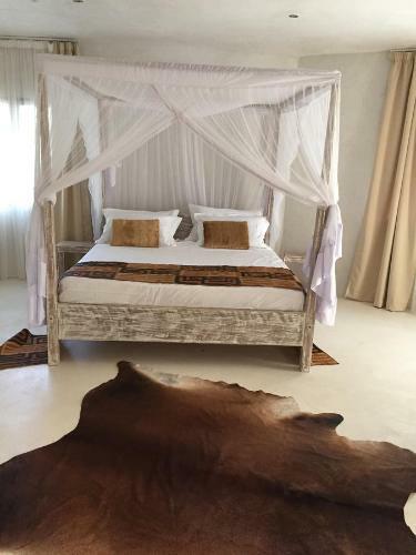 The Villa Luxury Suites Hotel
