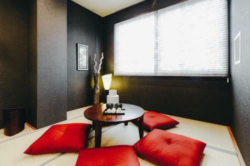Apartamentos Suiteroom Hana