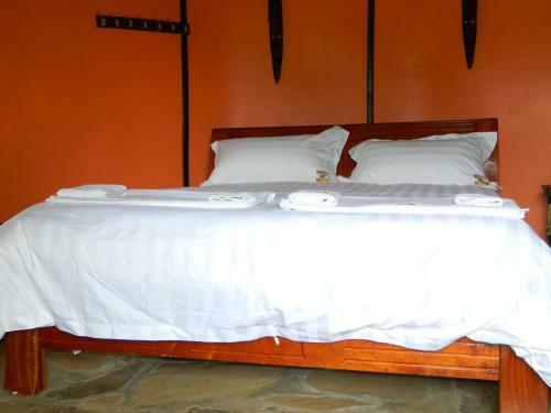 Lalanasi Lodge & Tented Camp