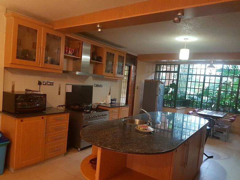 Hostal Spurwing Guest House