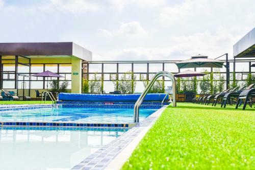 Verona Hotel And Conference Center