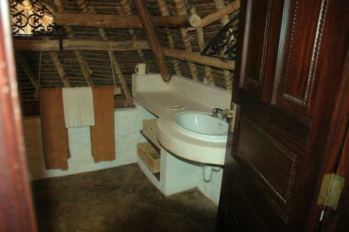 Shambani Cottages