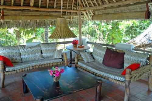 Shambani Cottages