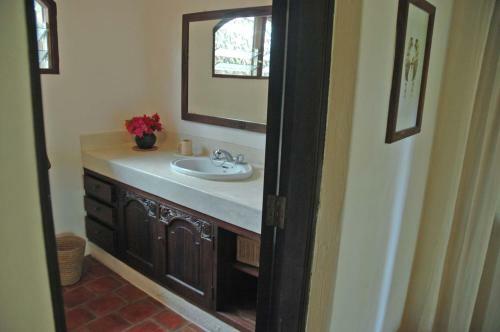 Shambani Cottages