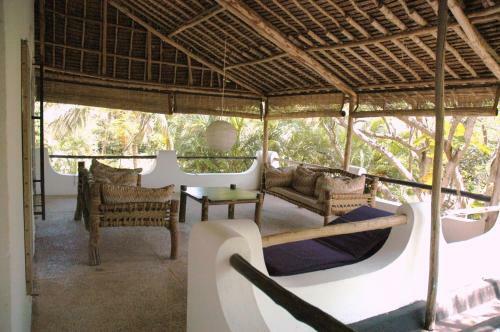 Shambani Cottages