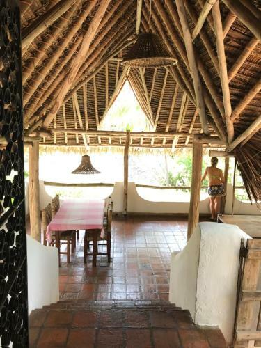 Shambani Cottages