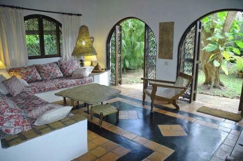 Shambani Cottages