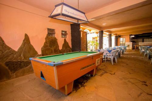 Slopes Villa Hotel