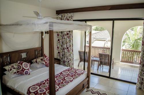 Hotel Lotfa Resort Diani