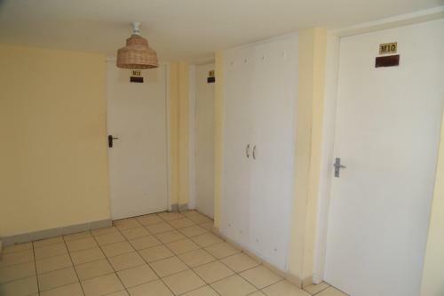 Hostal Maasai Beach House