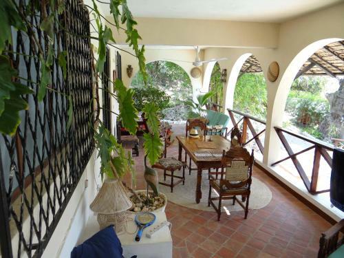 Villa Tropical Garden House