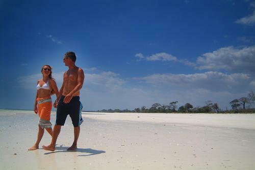 Hotel Pinewood Beach Resort And Spa