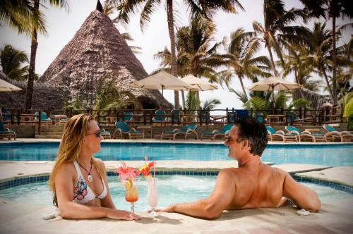 Hotel Pinewood Beach Resort And Spa