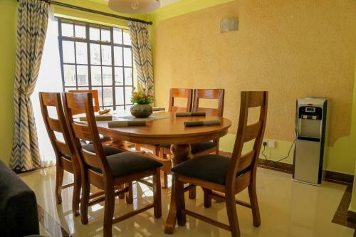 Hostal Link Palm Furnished Apartment