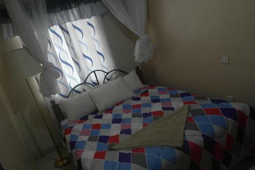 Hostal Palm Airport Suites