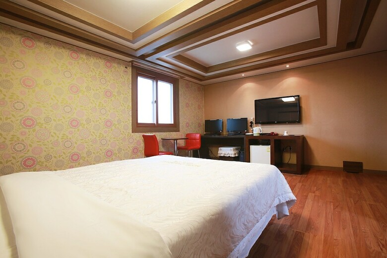 Charmant Hotel Suwon