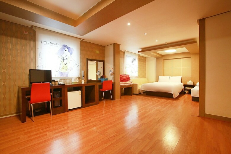 Charmant Hotel Suwon
