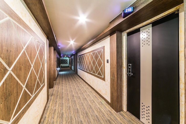 Charmant Hotel Suwon