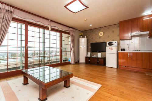 Nuyoungnayoung Pension
